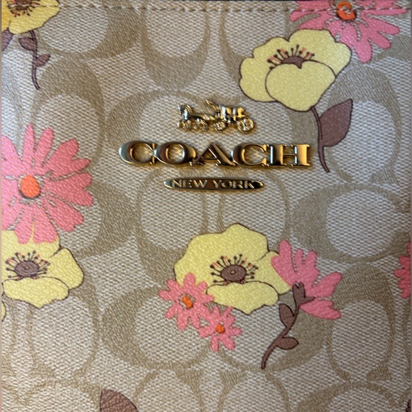 Coach Floral Signature Cammie Chain Tote | Spring Print | EUC - Picture 3 of 11